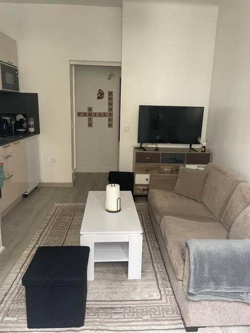 Cosy Apartment In Paris Saint-Ouen  Kültér fotó